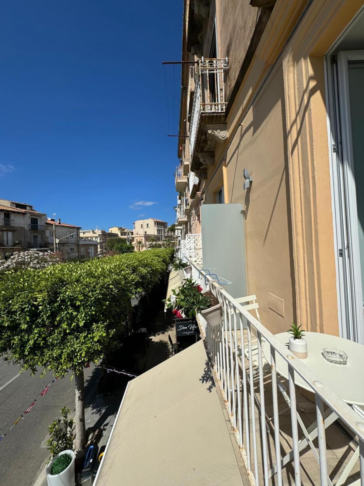 Don Ugo Luxury Rooms Tropea Exterior photo