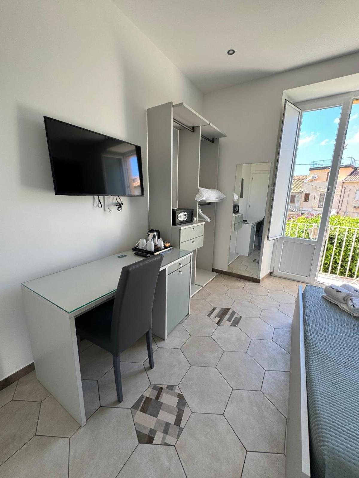 Don Ugo Luxury Rooms Tropea Exterior photo